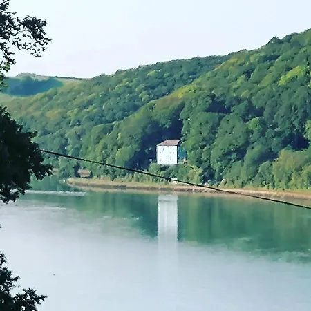 Schooner Point Nocleg ze śniadaniem