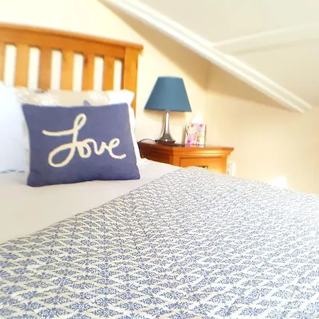 Bed & Breakfast Schooner Point 4*